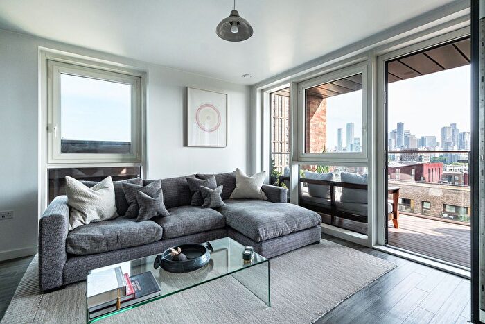 2 Bedroom Flat For Sale In Malmo Tower, London, SE8