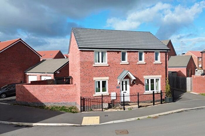 3 Bedroom Detached House For Sale In Monkton Heathfield, Taunton, TA2