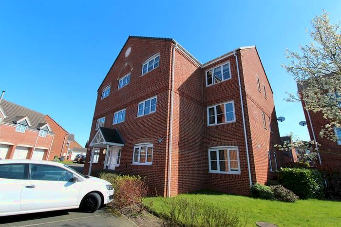 2 Bedroom Flat To Rent In Windrush Close, Pelsall, Walsall WS3