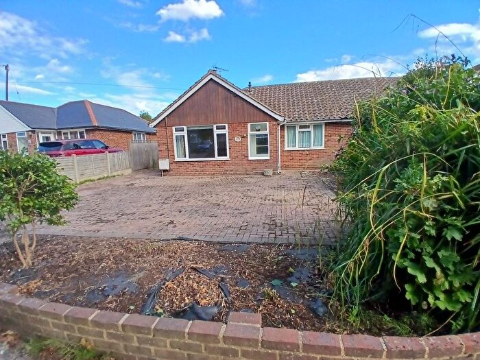 2 Bedroom Property To Rent In Chequer Lane, Ash, Canterbury, Kent, CT3