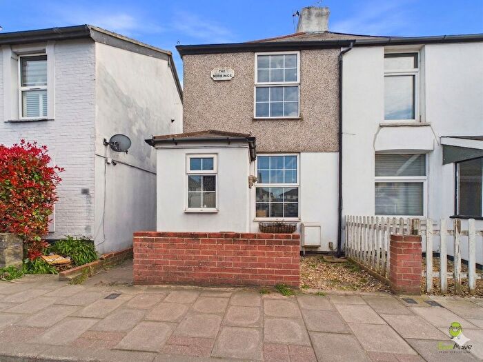2 Bedroom Semi Detached House For Sale In Mayplace Road West, Bexleyheath, Kent, DA7