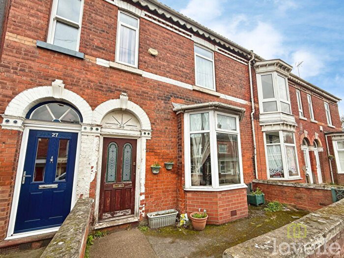 4 Bedroom Terraced House For Sale In Trinity Street, Gainsborough, DN21