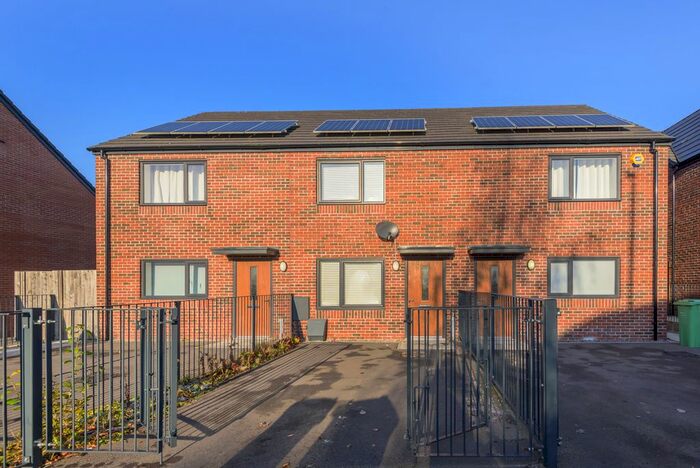 2 Bedroom Terraced House To Rent In Clowes Street, Manchester, M12