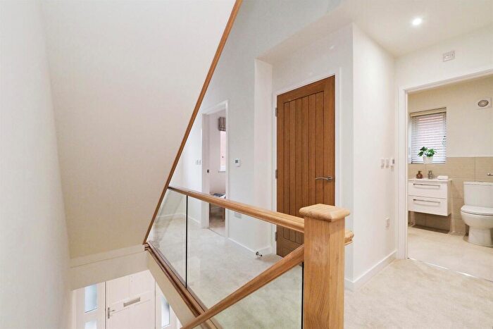 5 Bedroom Detached House For Sale In Commerce Street, Melbourne, Derby, DE73