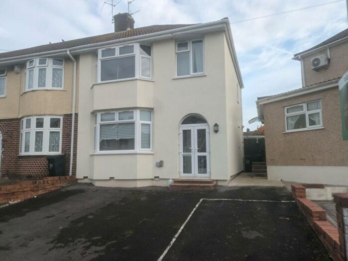 3 Bedroom End Of Terrace House To Rent In Embassy Road, Bristol, BS5