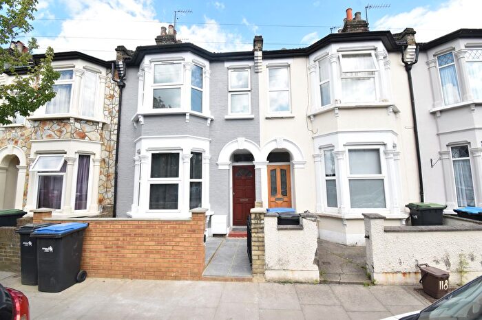 3 Bedroom Terraced House To Rent In Fotheringham Road, Enfield, Greater London, EN1