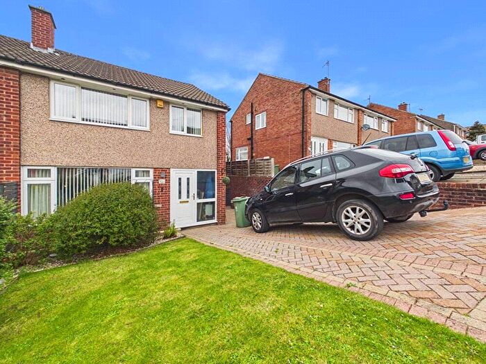 3 Bedroom Semi Detached House For Sale In Birchwood Fields, Tuffley, Gloucester, Gloucestershire, GL4