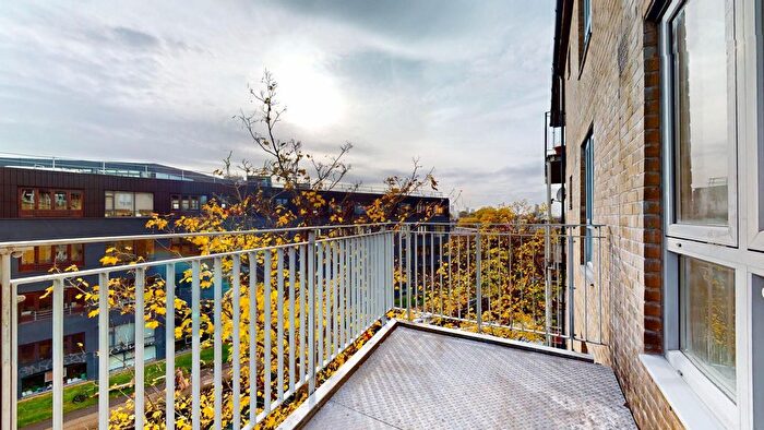 2 Bedroom Flat To Rent In Fazeley Court, Elmfield Way, London, W9