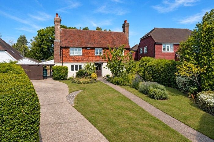 4 Bedroom Detached House For Sale In Sparrows Green, Wadhurst, East Sussex, TN5