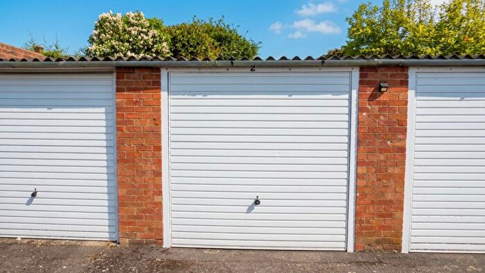 Garage / Parking For Sale In Welford Gardens, Abingdon, OX14