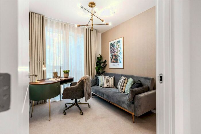 2 Bedroom Flat For Sale In Gallions Place, Cargo House, Royal Albert Wharf, E16