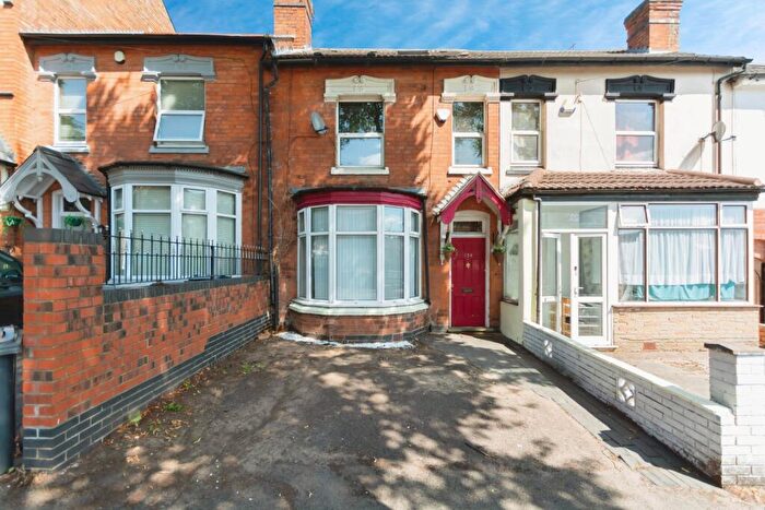 4 Bedroom Terraced House For Sale In Oxford Road, Acocks Green, Birmingham, West Midlands, B27
