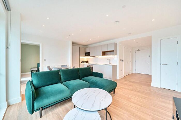 1 Bedroom Apartment To Rent In Henley Cross, London, SE3