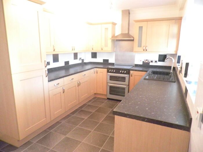 2 Bedroom Property To Rent In Hampden Road, Ashford, TN23