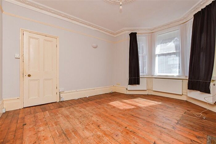 4 Bedroom Terraced House For Sale In Queens Road, Ramsgate, Kent, CT11