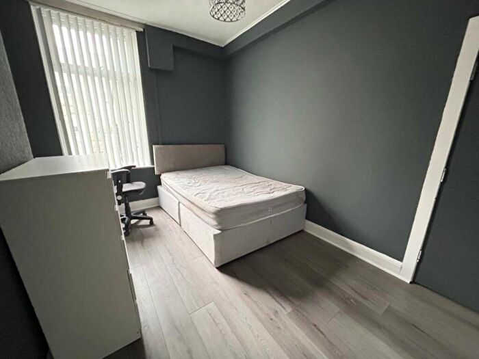 5 Bedroom Apartment To Rent In Belmont Road, Liverpool, Merseyside, L6