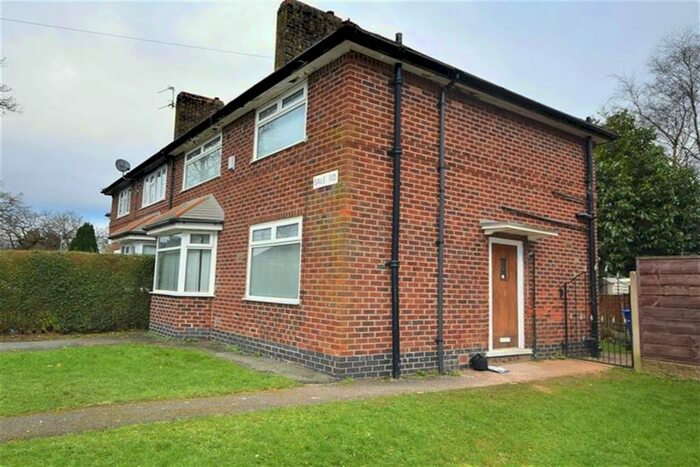 3 Bedroom Semi-Detached House To Rent In Sale Road, Manchester, M23