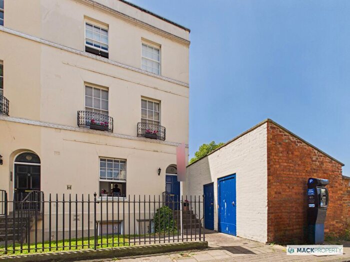 1 Bedroom Apartment To Rent In Brunswick Square, Gloucester, GL1