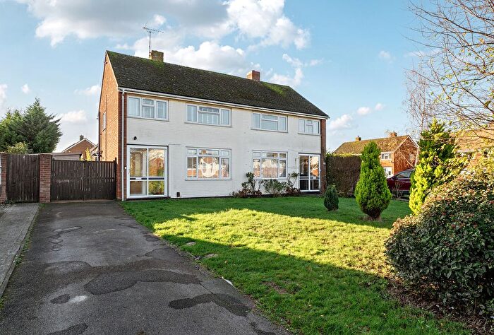 3 Bedroom Semi Detached House For Sale In Harpfield Road, Bishops Cleeve, Cheltenham, Gloucestershire, GL52