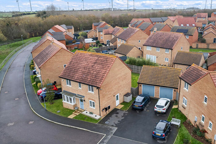 4 Bedroom Detached House For Sale In Clipson Close, Burton Latimer, NN15