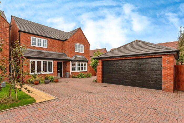 4 Bedroom Detached House For Sale In Green Howards Road, Chester, Cheshire, CH3