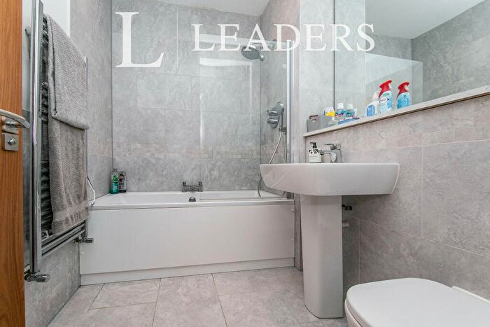 2 Bedroom Flat To Rent In Arcade Street, IP1