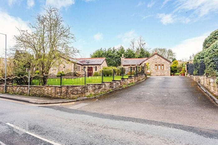 3 Bedroom Detached Bungalow For Sale In Radcliffe Road, Bolton, BL3
