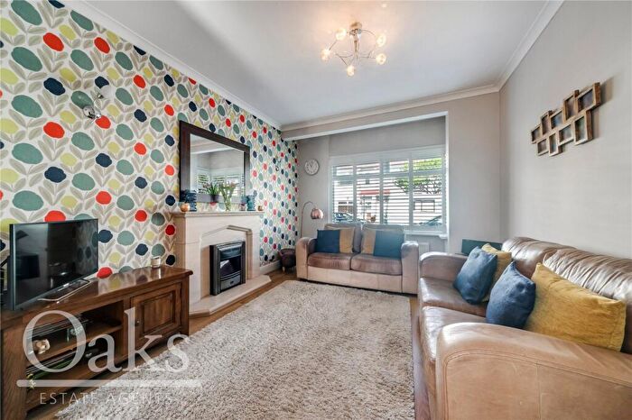 3 Bedroom Terraced House For Sale In Dalmally Road, Addiscombe, CR0