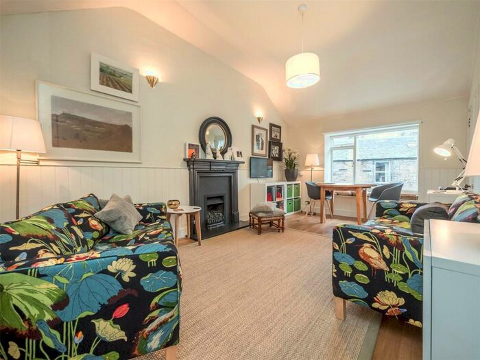 1 Bedroom Apartment To Rent In Lennox Street Lane, City Centre, Edinburgh, EH4