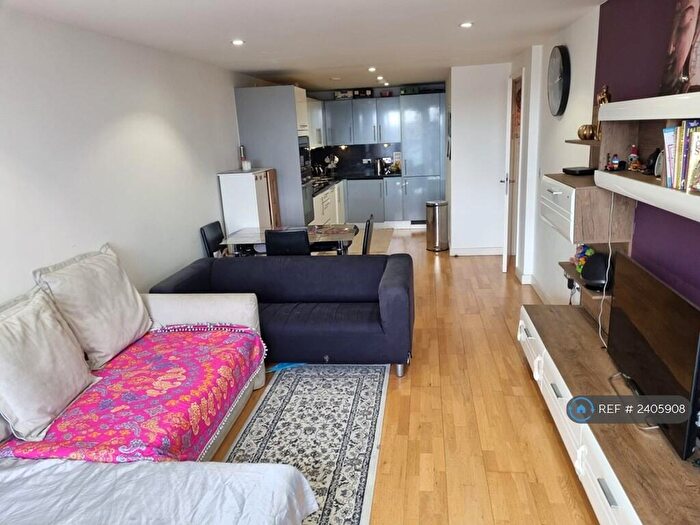 2 Bedroom Flat To Rent In Elm Road, Wembley, HA9