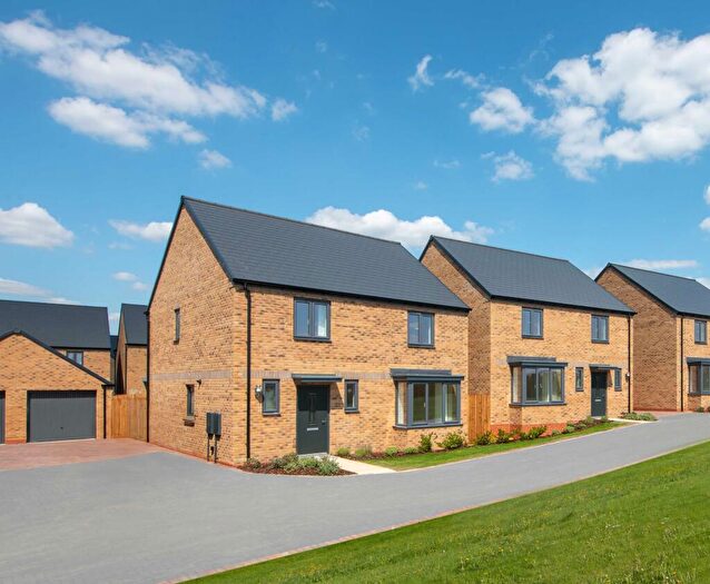4 Bedroom Detached House For Sale In Nuffield Road, St Neots, Cambridgeshire, PE19