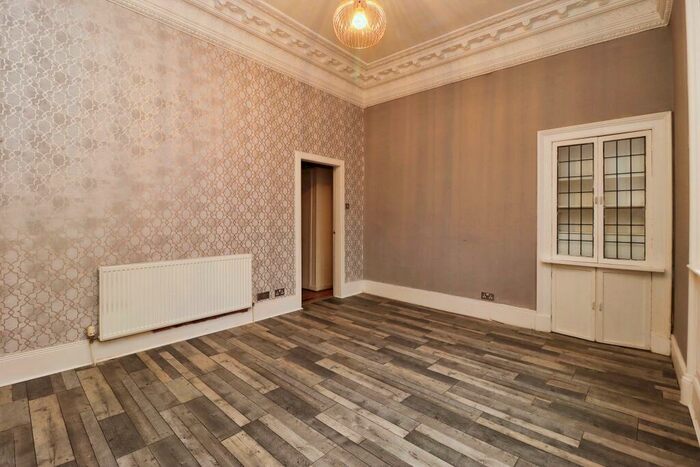3 Bedroom End Of Terrace House For Sale In North Street, Lochgelly, KY5