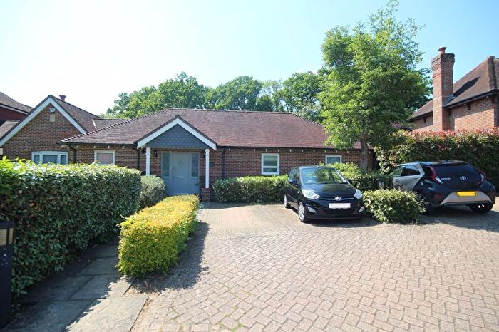 3 Bedroom Semi-Detached Bungalow For Sale In Hildenbrook Farm, Hildenborough, Tonbridge, TN11