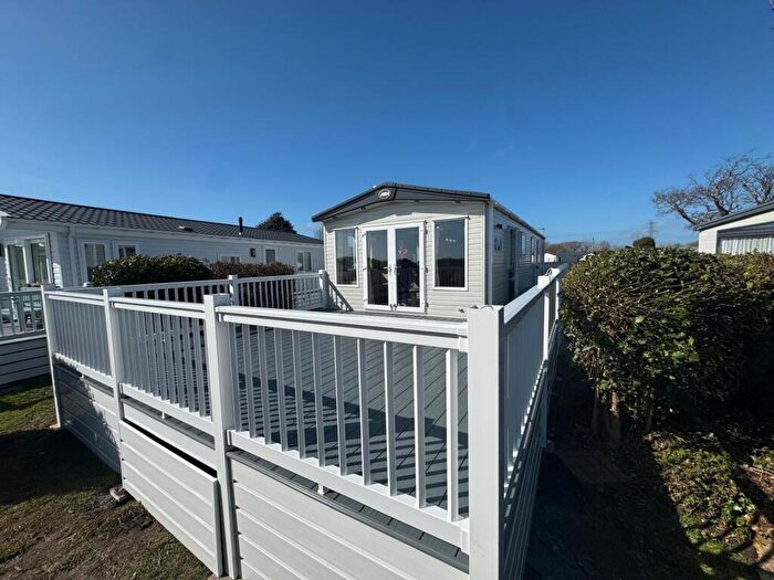 2 Bedroom Caravan For Sale In Abi Ticehurst - Seaviews, Solent Breezes Holiday Park, Warsash, Southampton, Hampshire, SO31