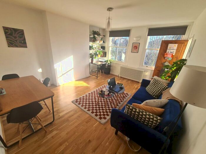 1 Bedroom Flat To Rent In Hungerford Road, London, N7