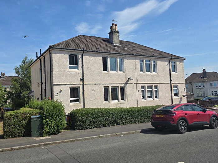 2 Bedroom Flat For Sale In Lochfield Road, Paisley, Renfrewshire, PA2