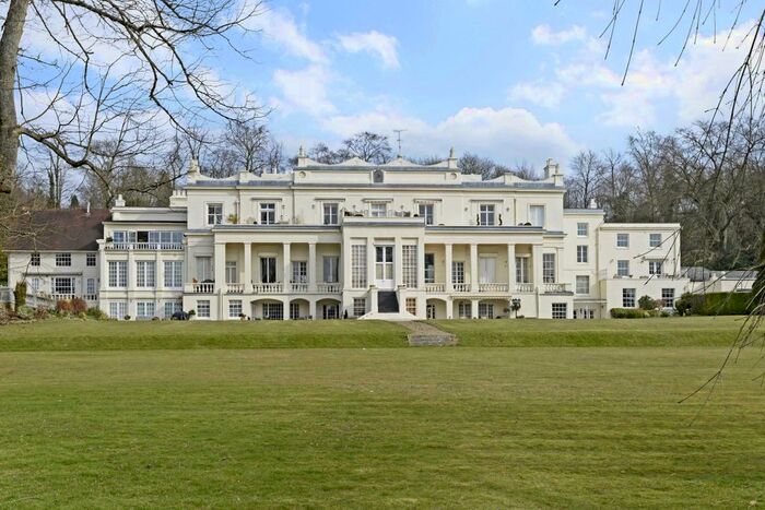 3 Bedroom Flat To Rent In Loudwater Drive, Loudwater, Rickmansworth, WD3