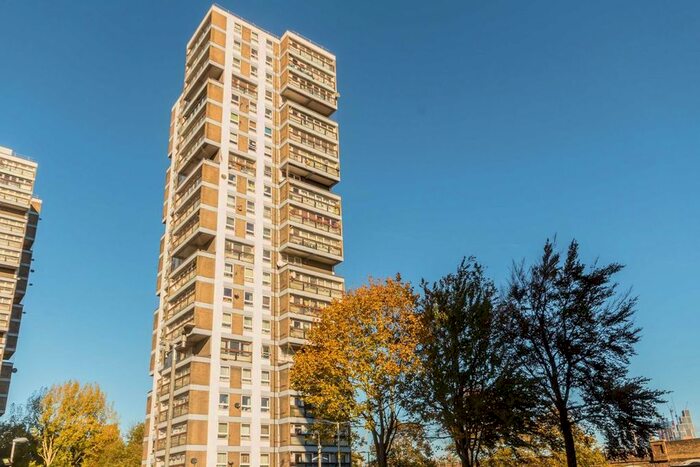 2 Bedroom Flat To Rent In Wandsworth Road, London SW8