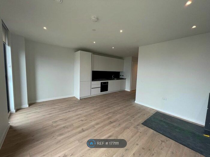 1 Bedroom Flat To Rent In Aspin Lane, Manchester, M4