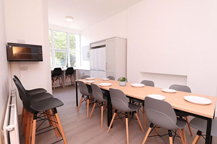 10 Bedroom Flat To Rent In Regent Street, Lancaster, LA1