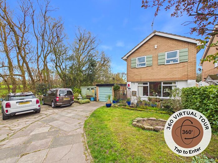 3 Bedroom Detached House For Sale In Redesmere Close, Sandbach, CW11