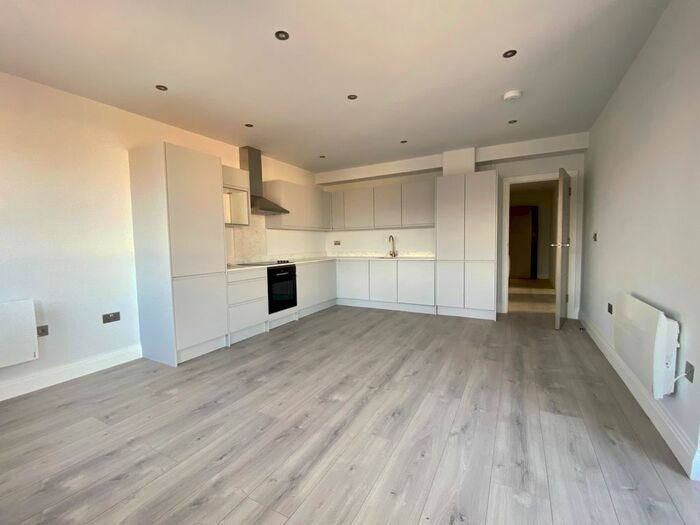 1 Bedroom Flat To Rent In Kings Oak House, Harrow, HA1
