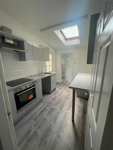 1 Bedroom Flat To Rent In Highcliff Road, Cleethorpes, DN35