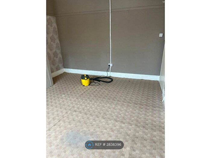 1 Bedroom Flat To Rent In High Street, Rowley Regis, B65