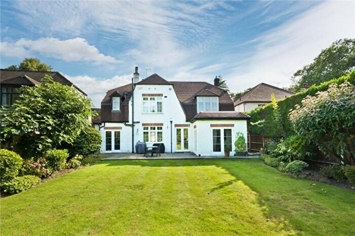 4 Bedroom Detached House To Rent In St. Georges Avenue, Weybridge, Surrey, KT13