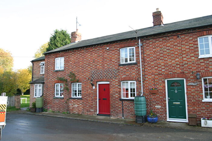 2 Bedroom Terraced House To Rent In Worminghall Buckinghamshire, HP18