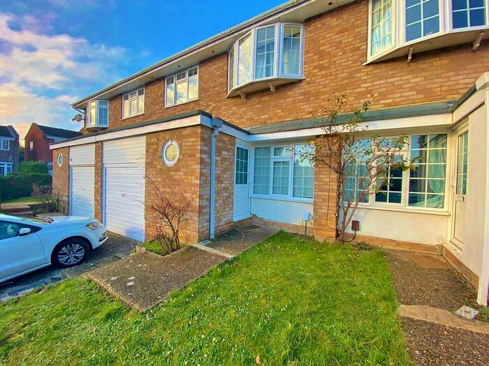 4 Bedroom Terraced House To Rent In Lynwood, Guildford, Surrey, GU2