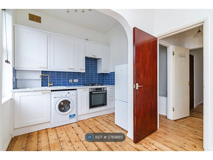 2 Bedroom Flat To Rent In Alexandra Grove, London, N4