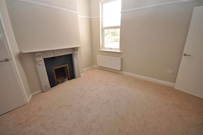 1 Bedroom Flat To Rent In Flat, Acacia Road, Leamington Spa, CV32
