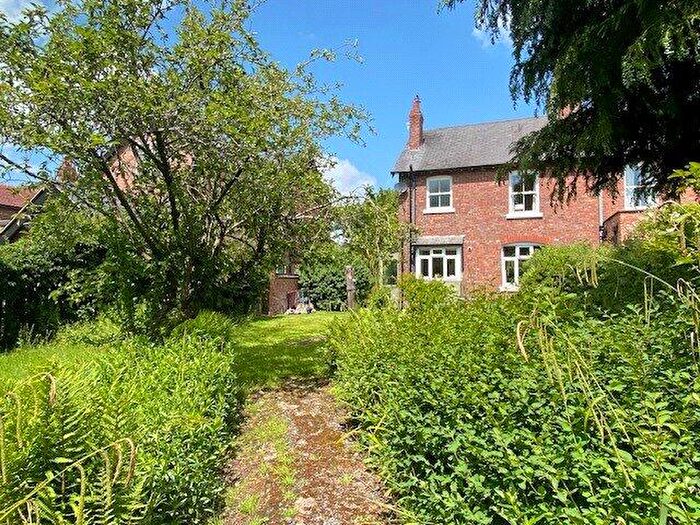 3 Bedroom Semi-Detached House For Sale In Knutsford Road, Alderley Edge, SK9